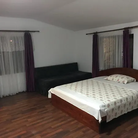 Accommodatie bij particulieren Rosa *